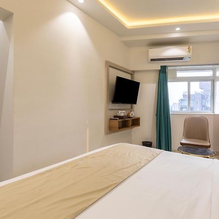 The Orion Premium Suites Bombay Esterno foto