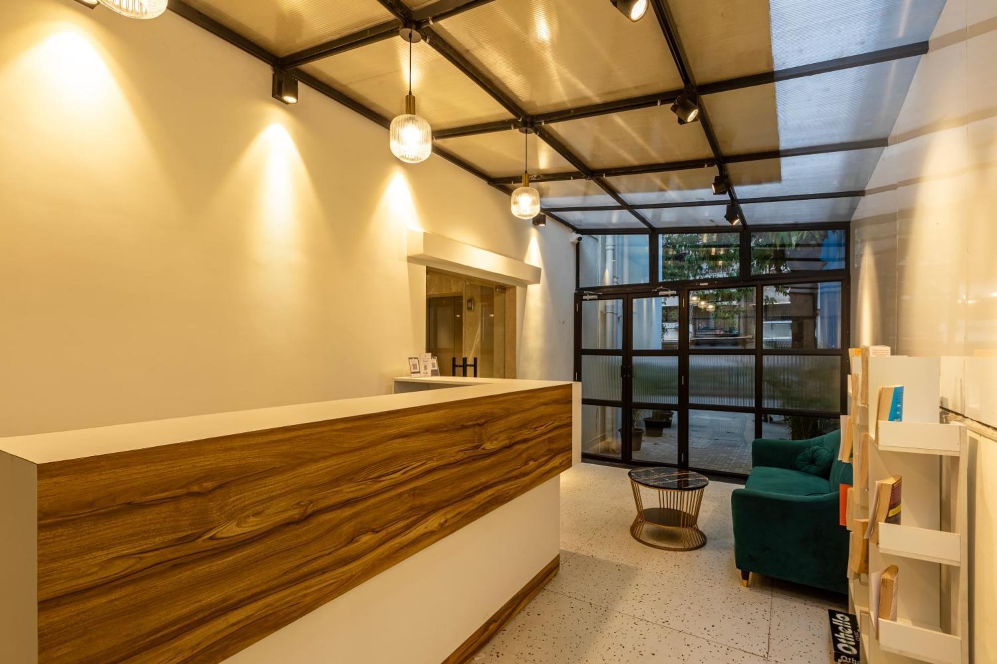 The Orion Premium Suites Bombay Esterno foto