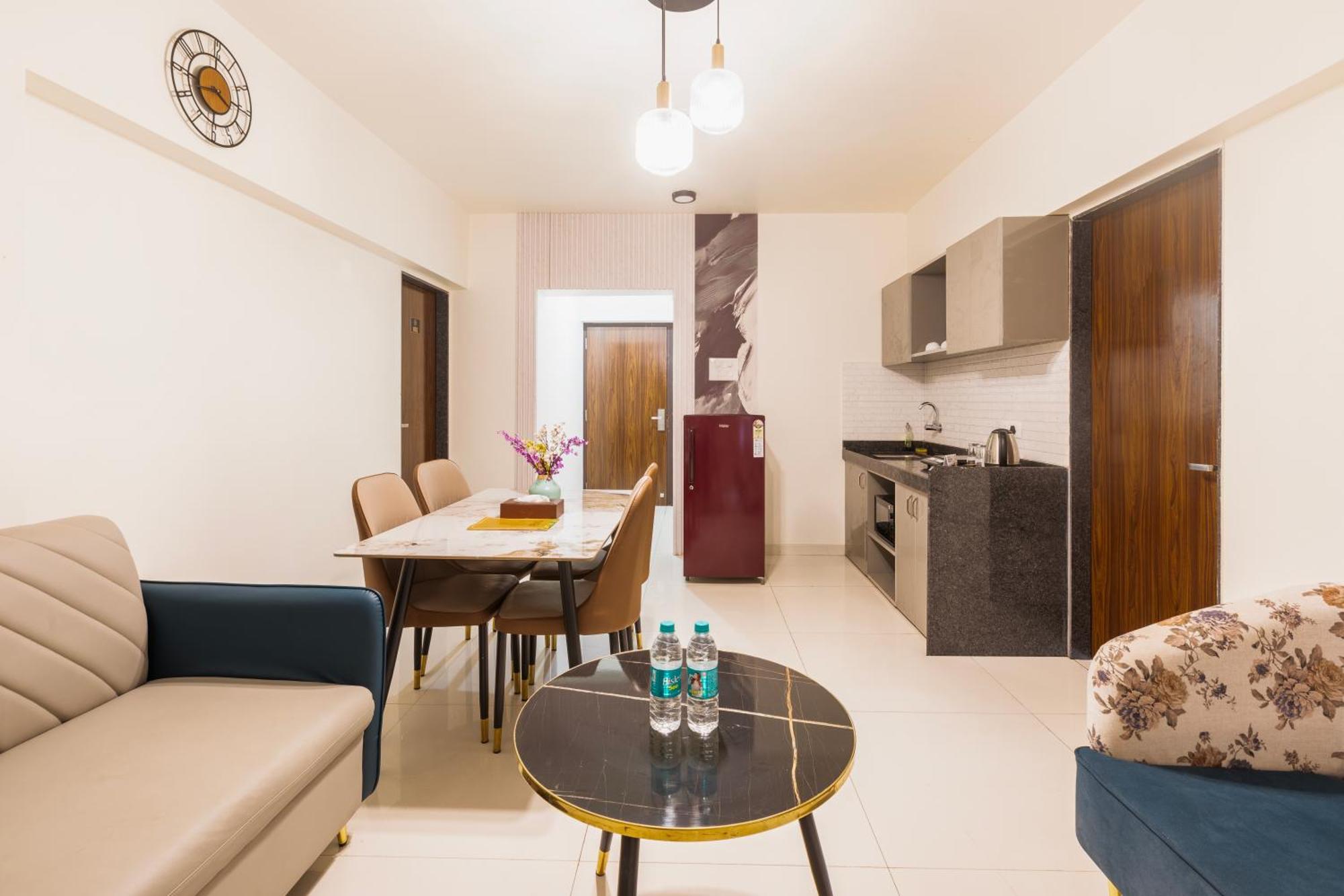 The Orion Premium Suites Bombay Esterno foto