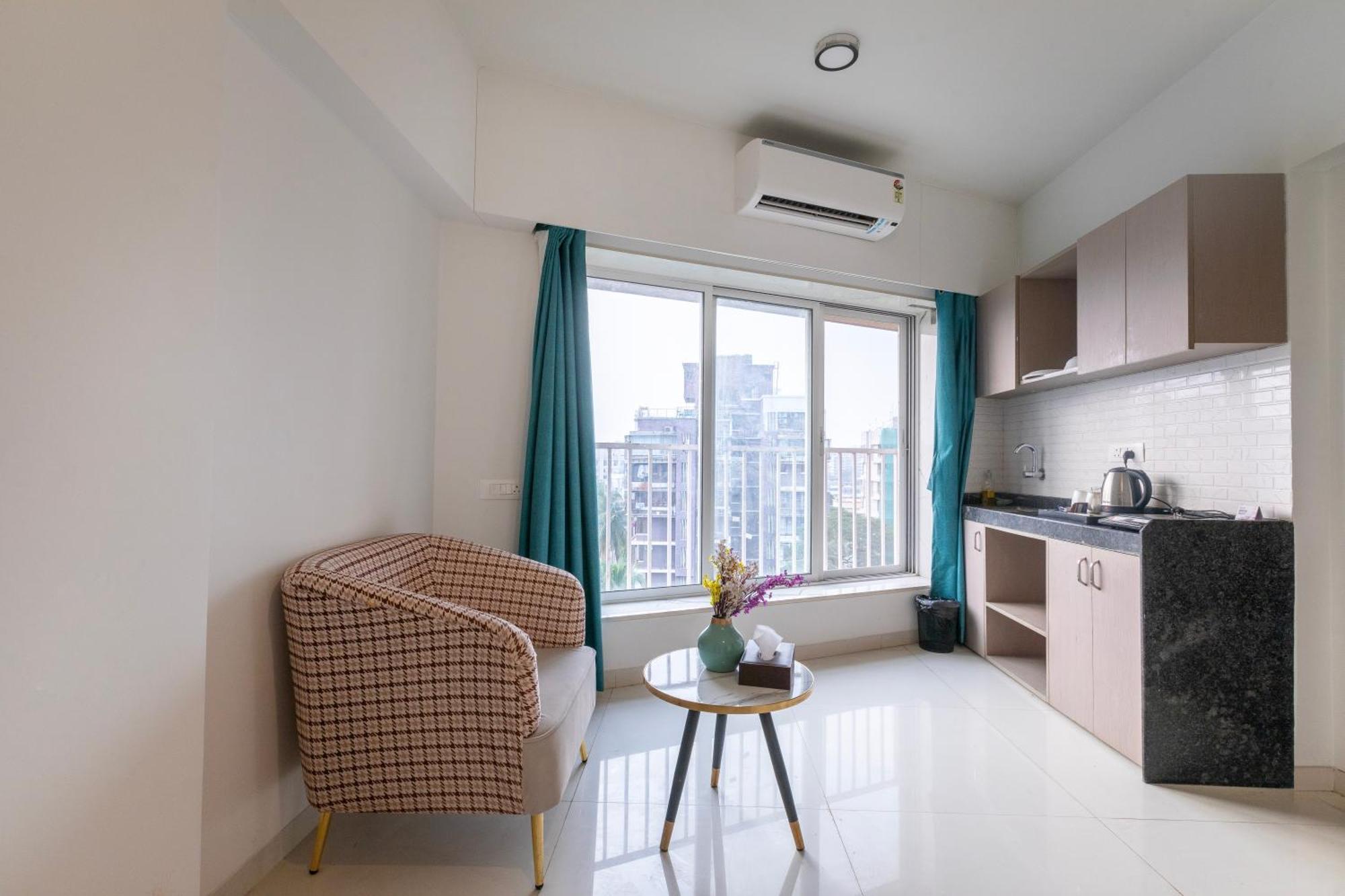 The Orion Premium Suites Bombay Esterno foto